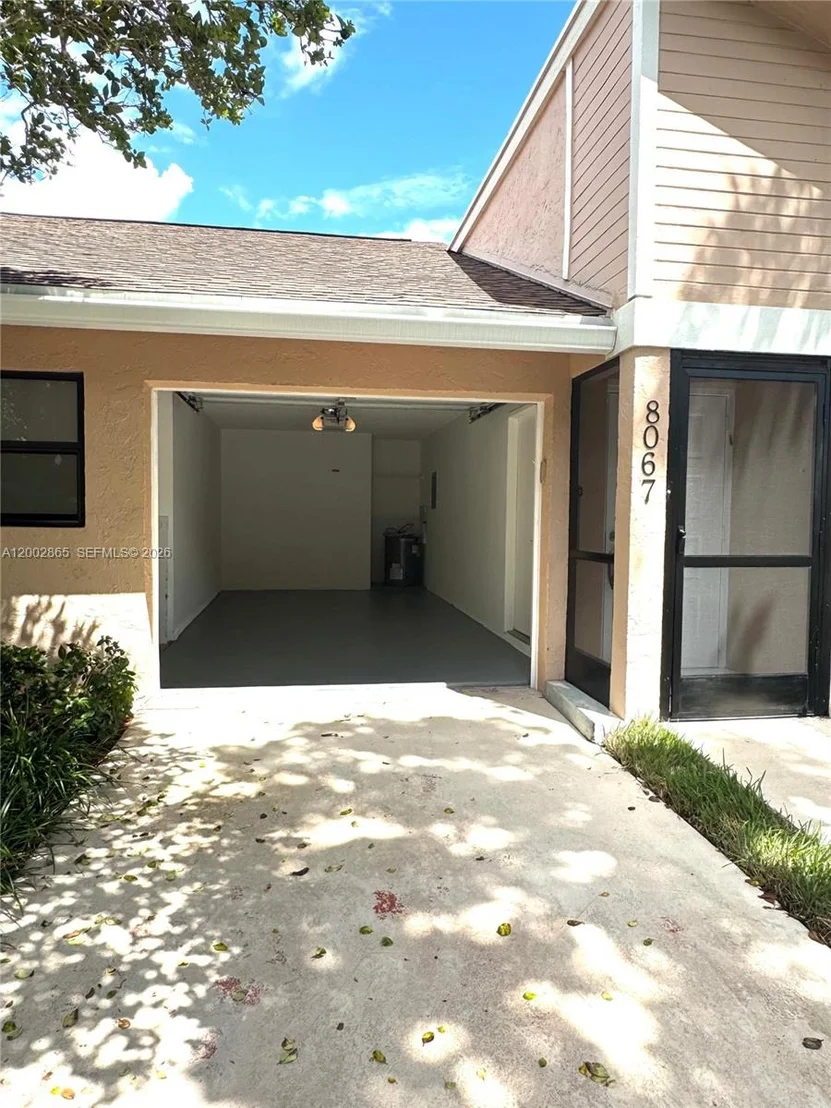 Photo of 8067 Summerbreeze Ln
