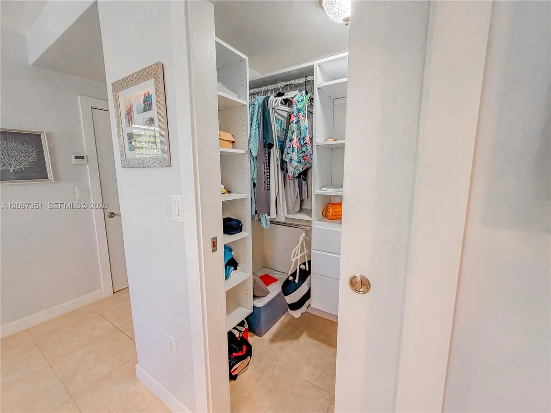 Photo of 149 Harbor Dr