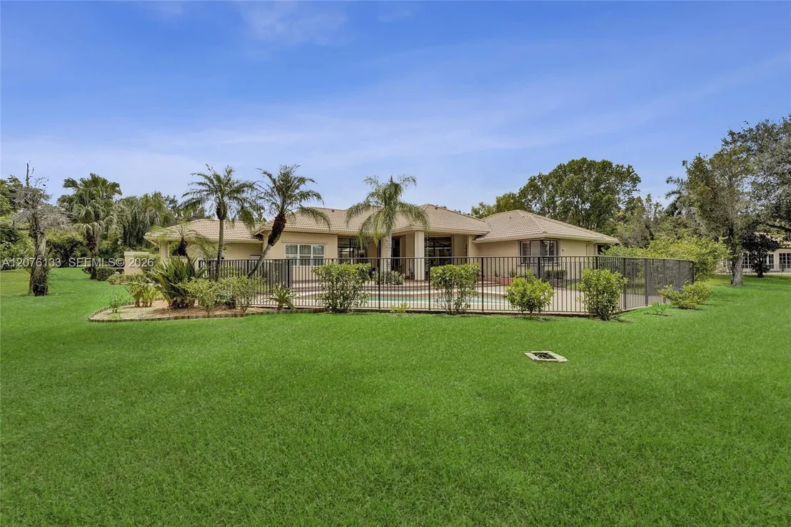 Photo of 2725 Hunter Rd
