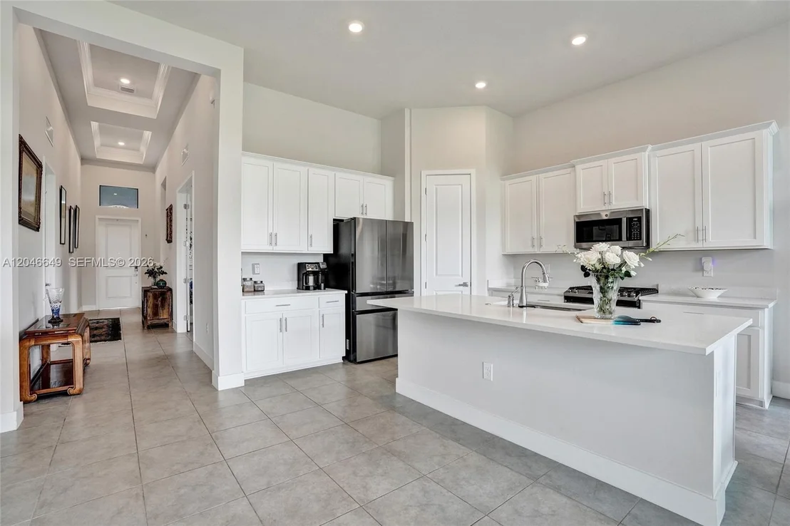 Photo of 8147 Juniper Dr