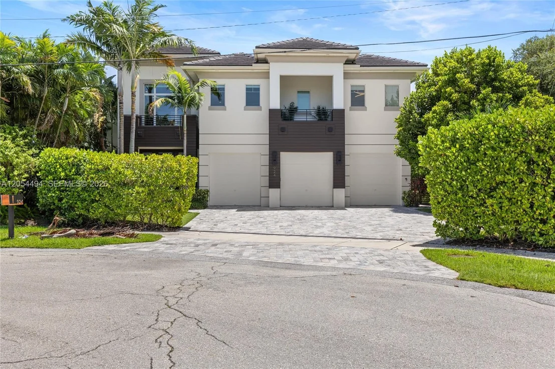 Photo of 924 Evergreen Dr