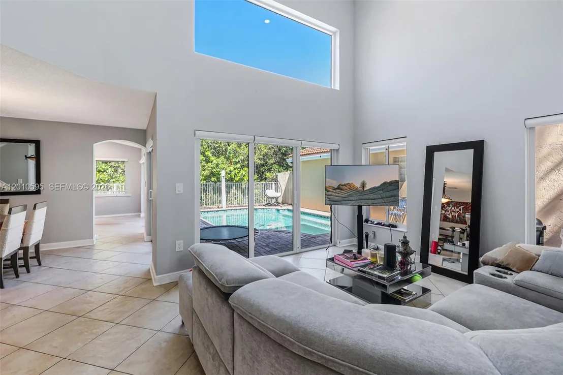 Photo of 1065 Weeping Willow Way