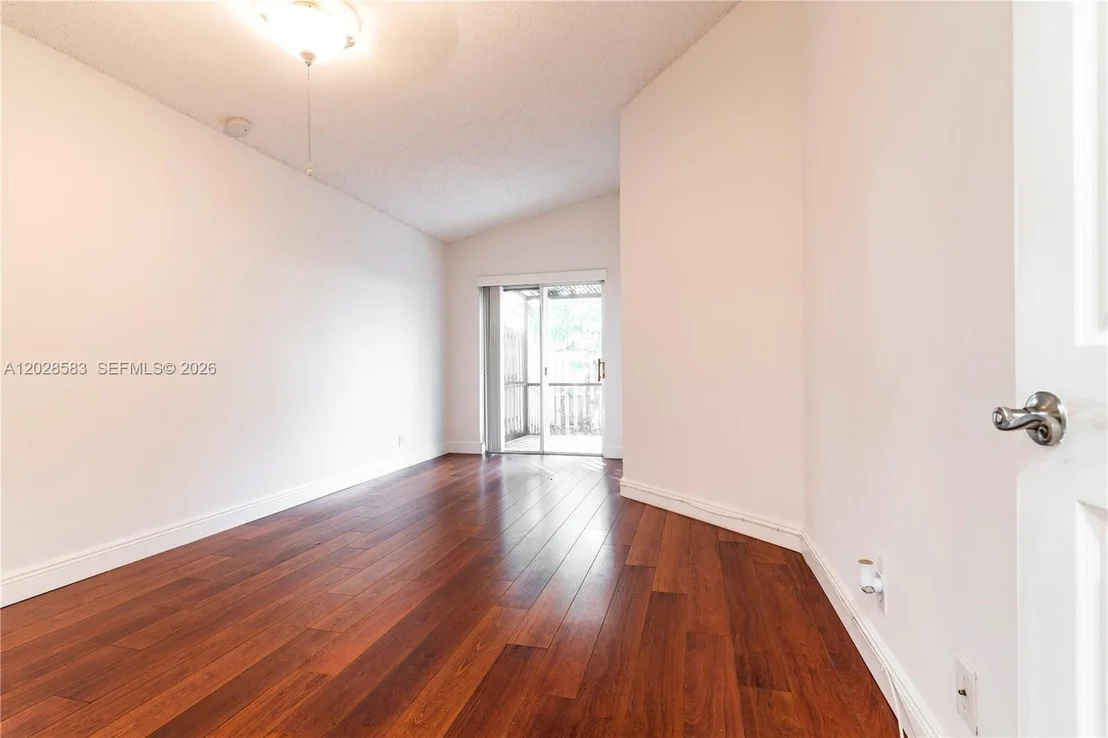 Photo of 1341 Seagrape Cir