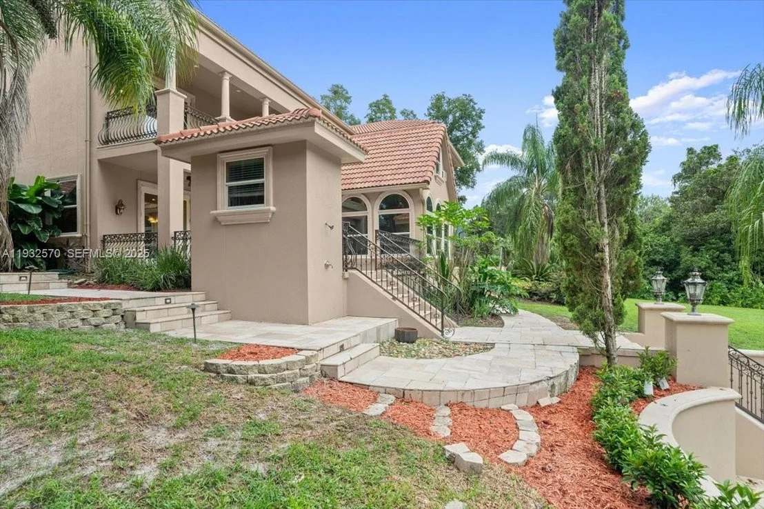Photo of 12 Tidewater Dr
