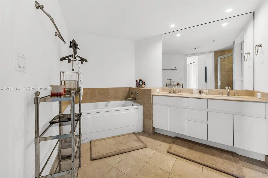 Photo of Unit 1102 at 848 Brickell Key Dr