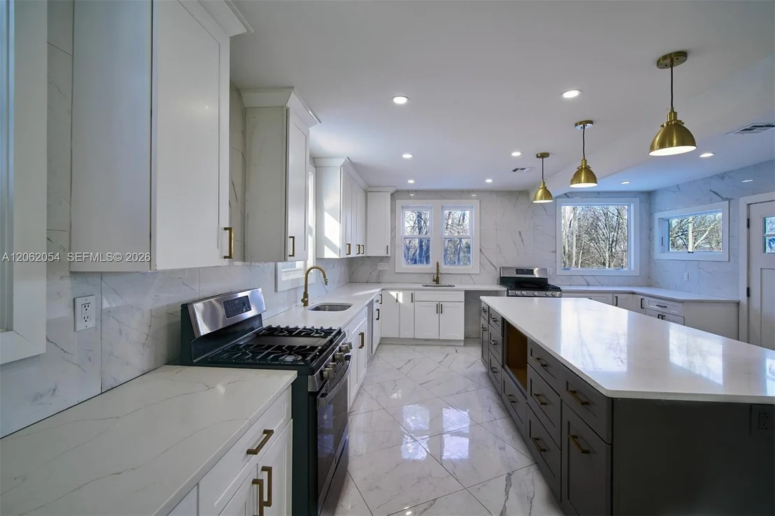 Photo of 189 Mc Namara Rd