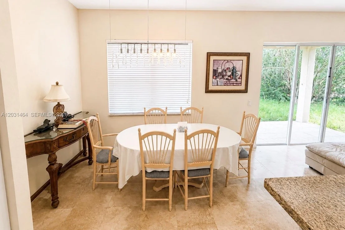 Photo of 748 Tulip Cir