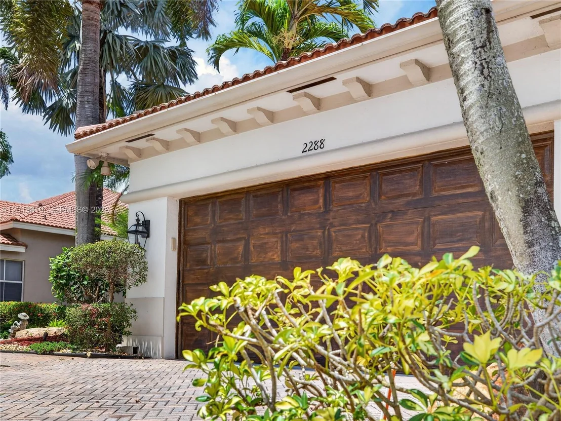 Photo of 2288 Quail Roost Dr