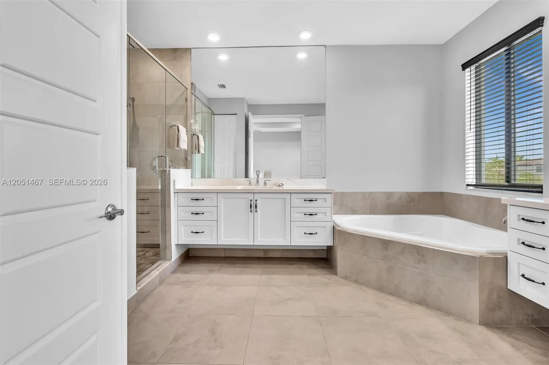 Photo of 10855 Pacifica Way