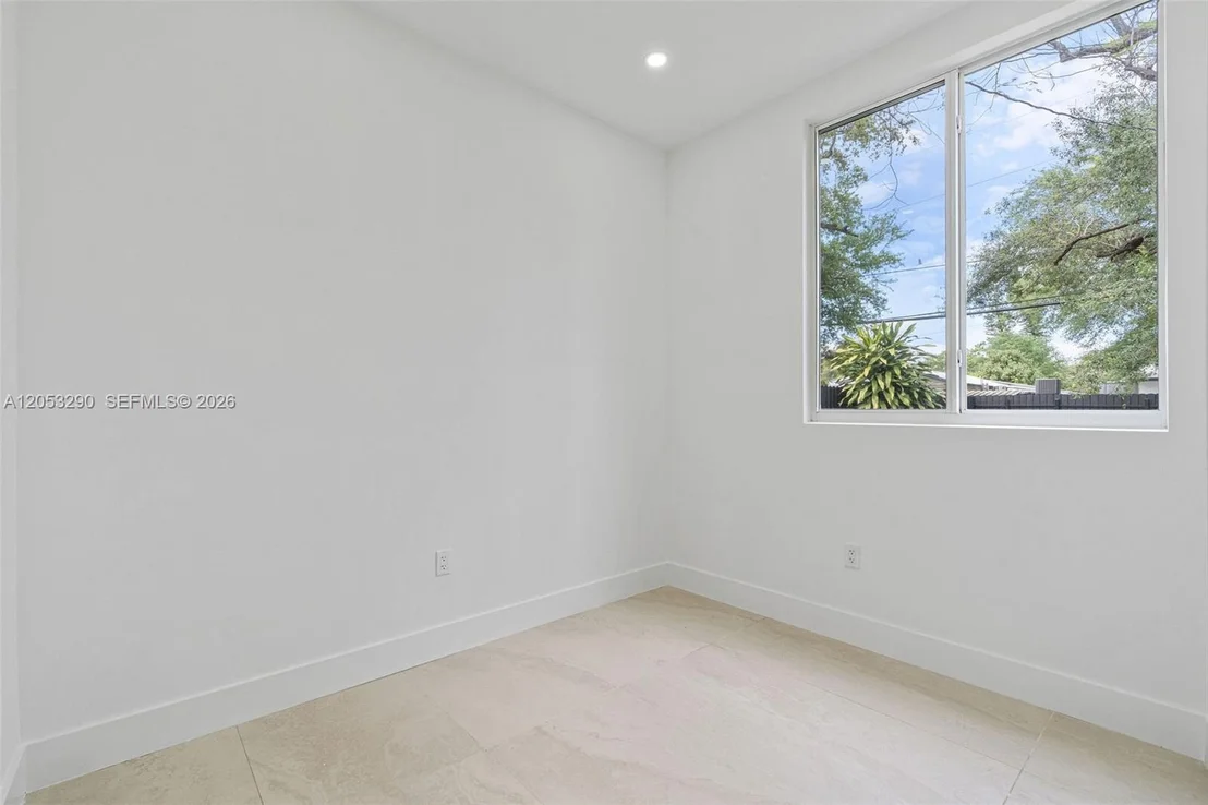 Photo of 1305 Dunad Avenue
