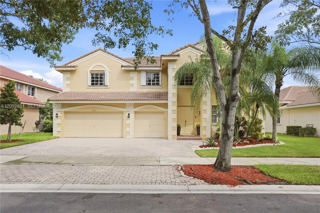 Photo of 1612 Blue Jay Cir