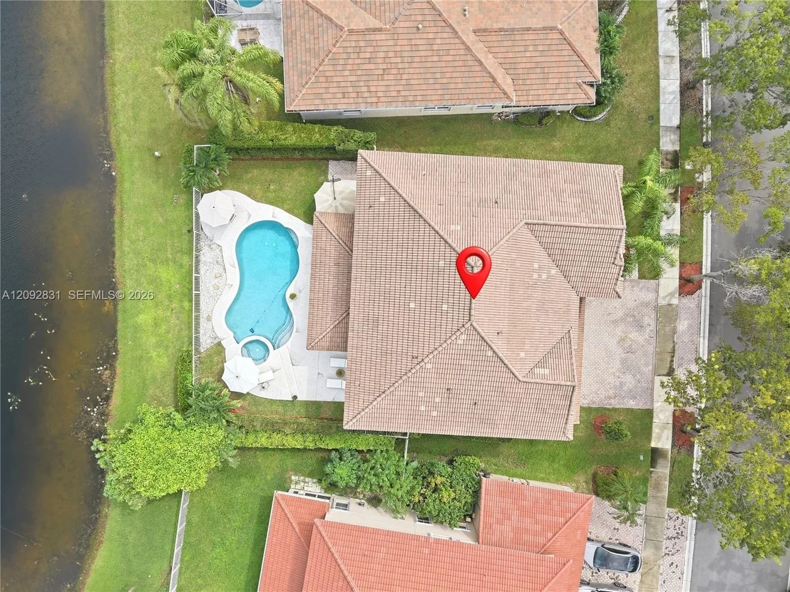Photo of 1612 Blue Jay Cir