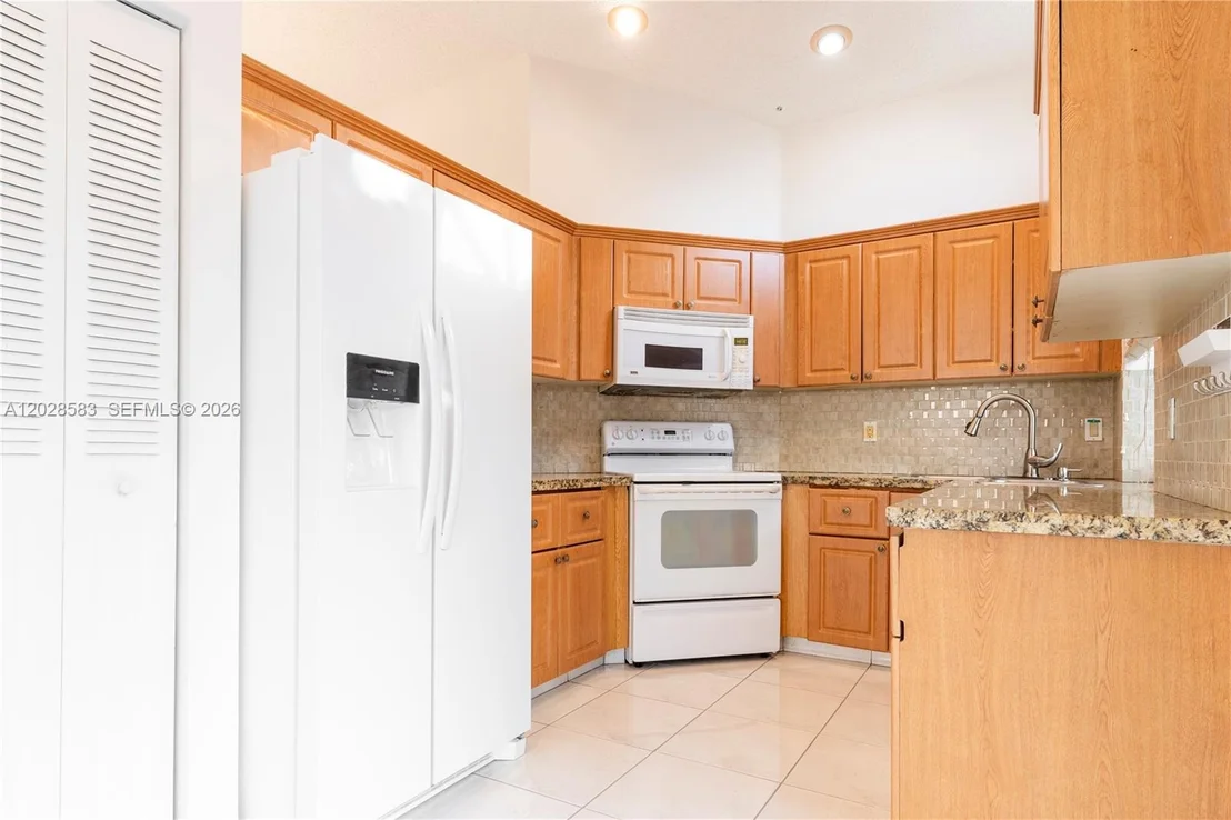 Photo of 1341 Seagrape Cir