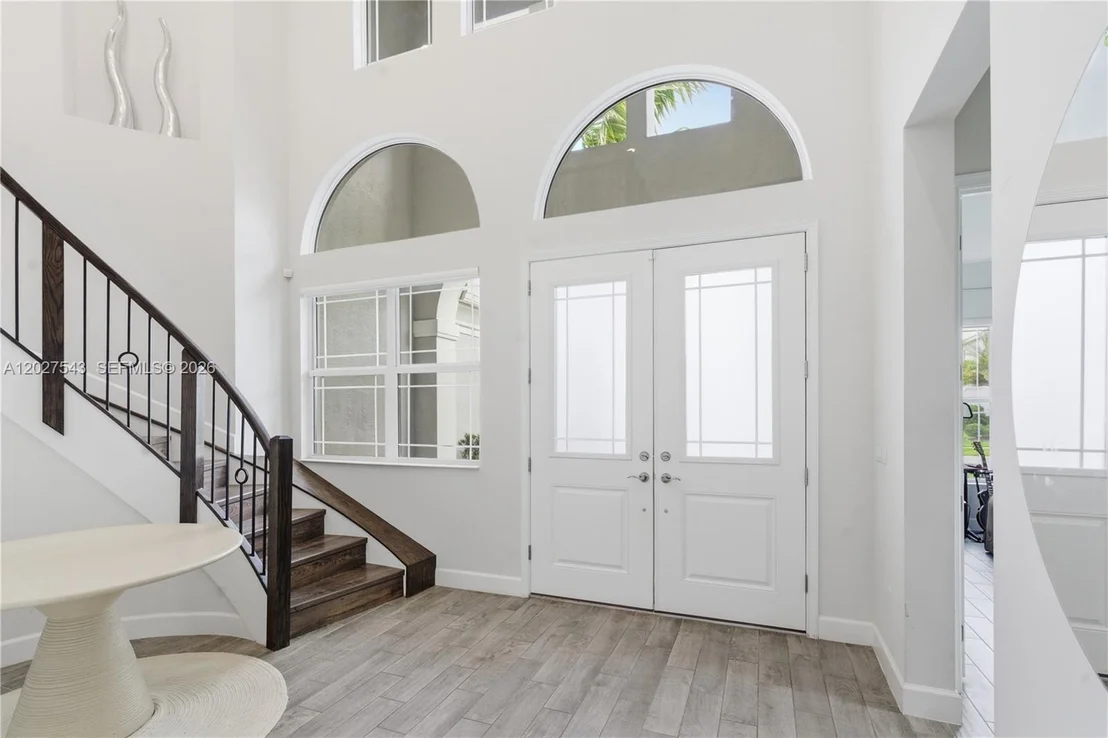 Photo of 15943 Whippoorwill CIR