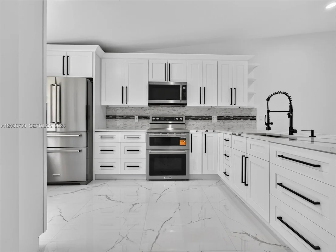 Photo of 18956 Argosy Dr
