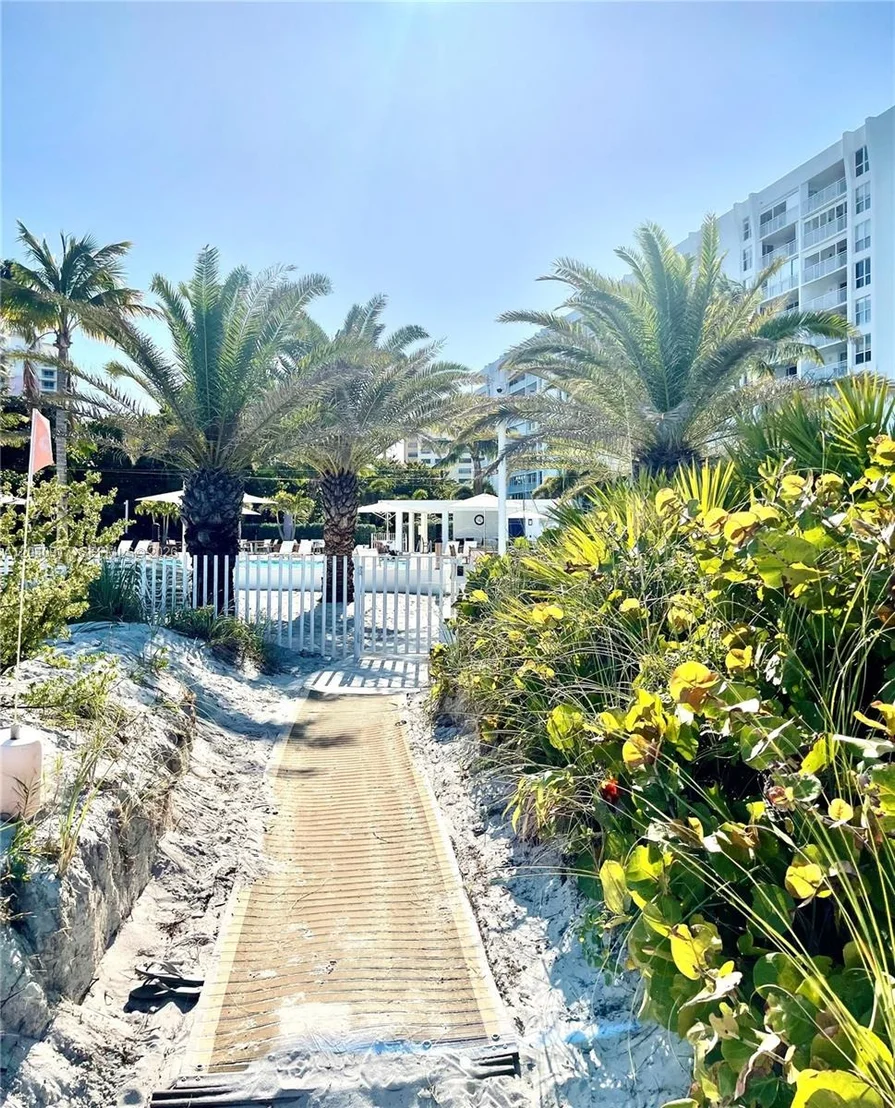 Photo of Unit 3K at 607 Ocean Dr
