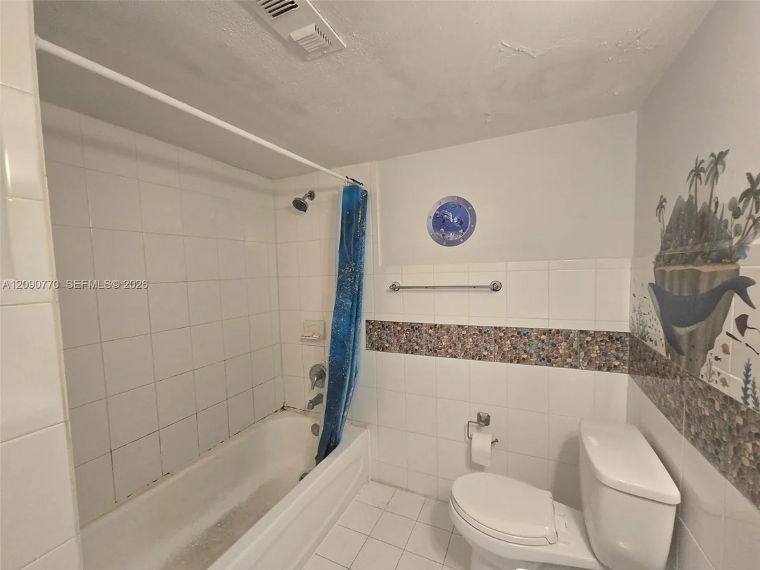 Photo of Unit 412 at 