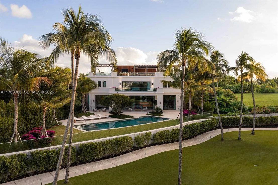 Photo of 1006 Links Drive