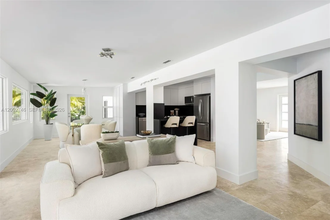 Photo of 255 Ridgewood Rd
