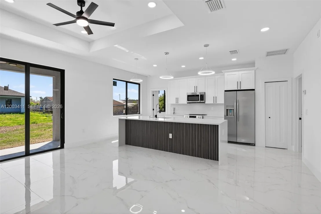 Photo of 312 Rand Ave.