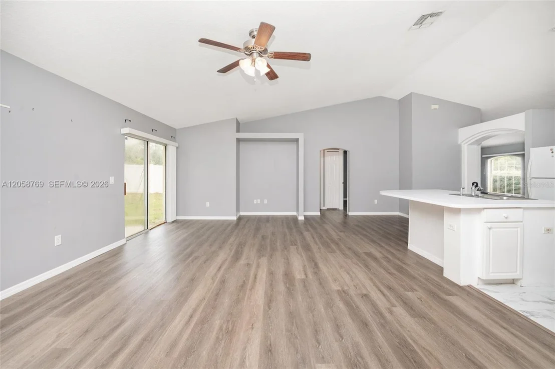 Photo of 20 PINE COURT LOOP