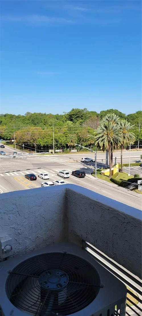 Photo of Unit 511 at 13499 Biscayne Blvd