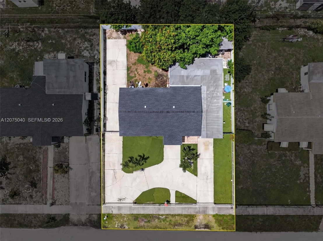 Photo of 15850 NW 18th Pl