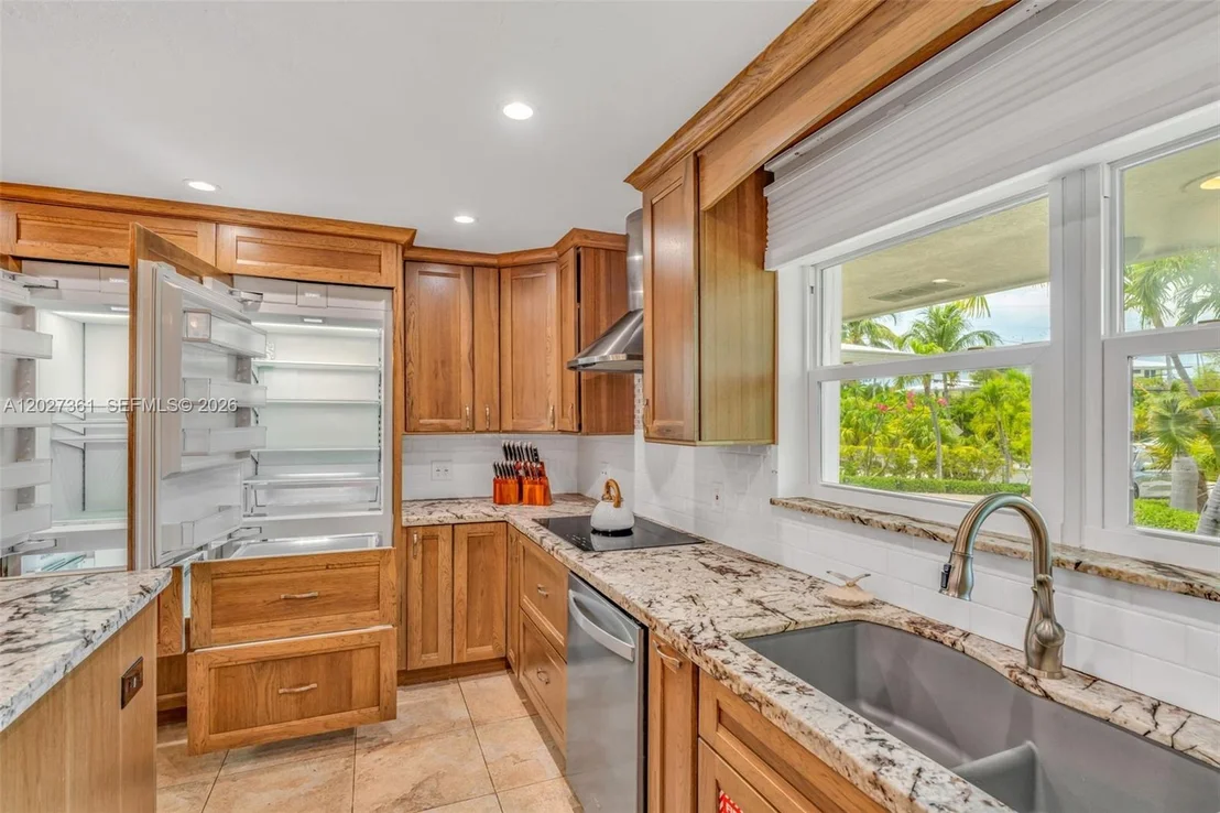 Photo of 2919 Sombrero Blvd
