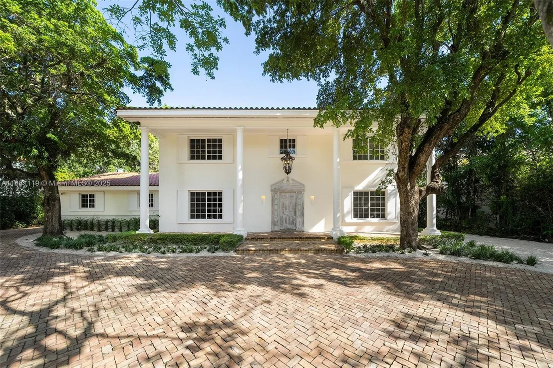 Photo of 575 Bay Point Rd