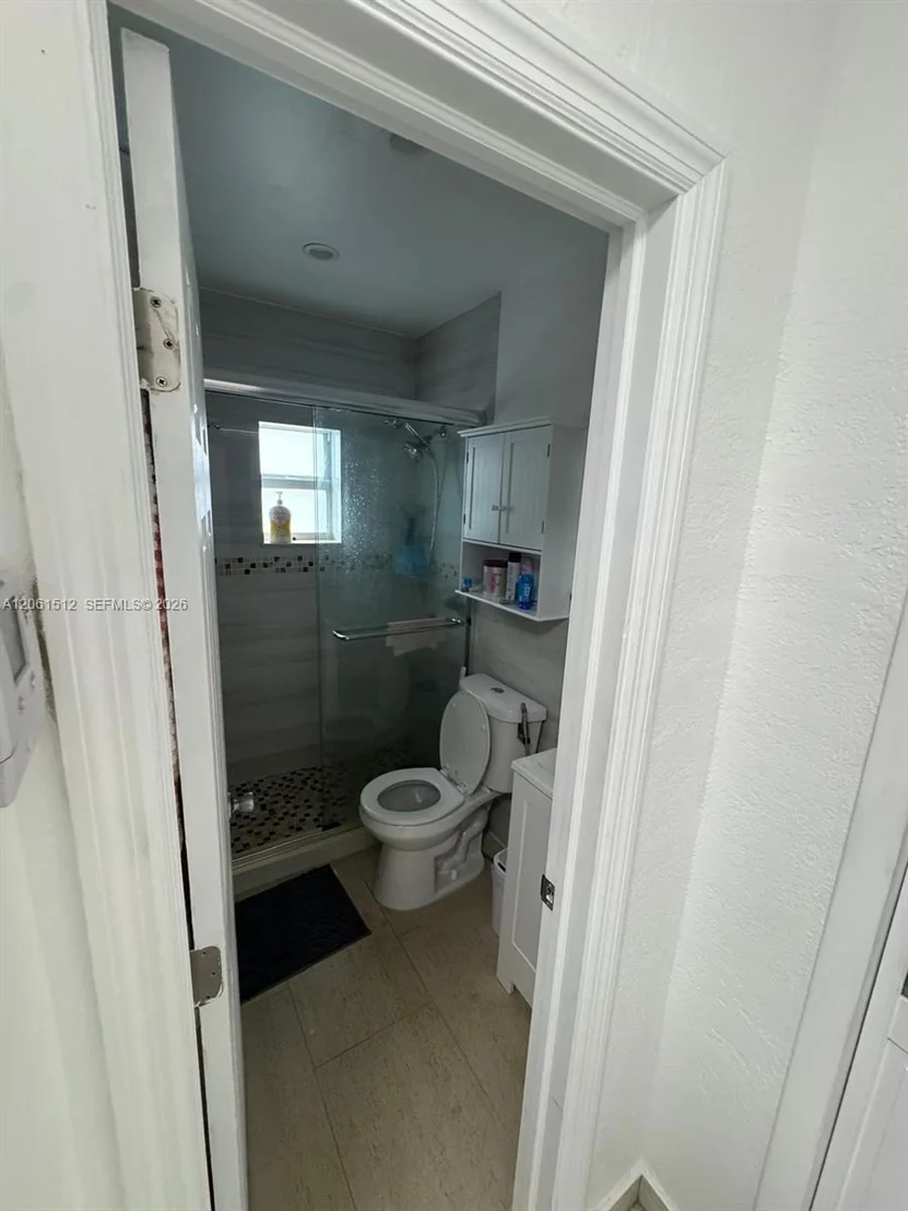 Photo of 80 W 56th St