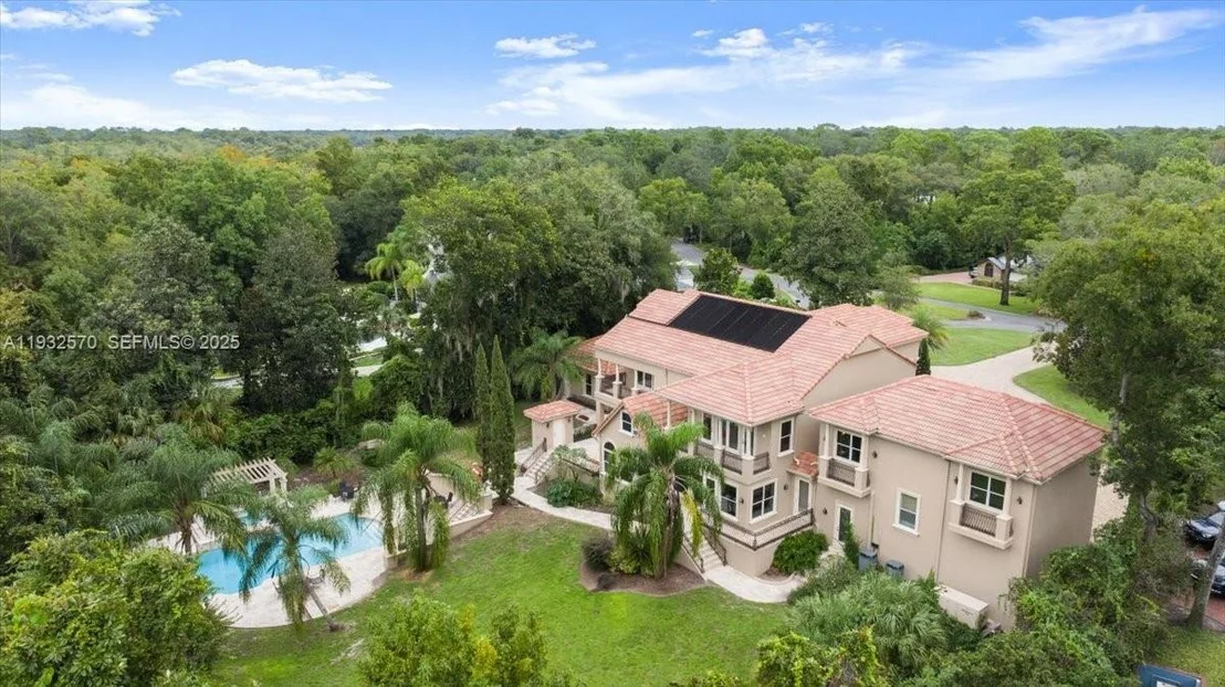 Photo of 12 Tidewater Dr