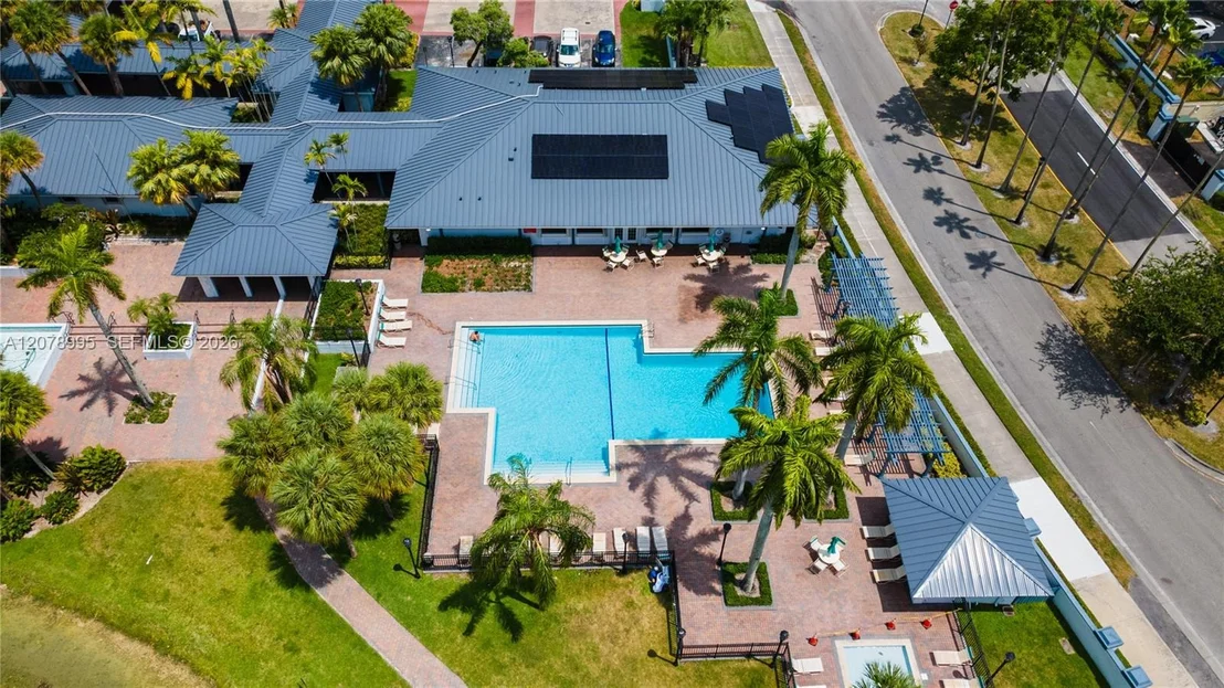 Photo of 6633 NW 176th Ter