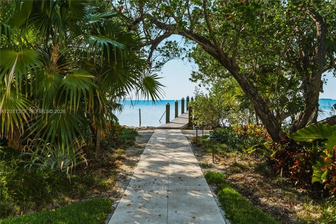Photo of 75840 Overseas Highway