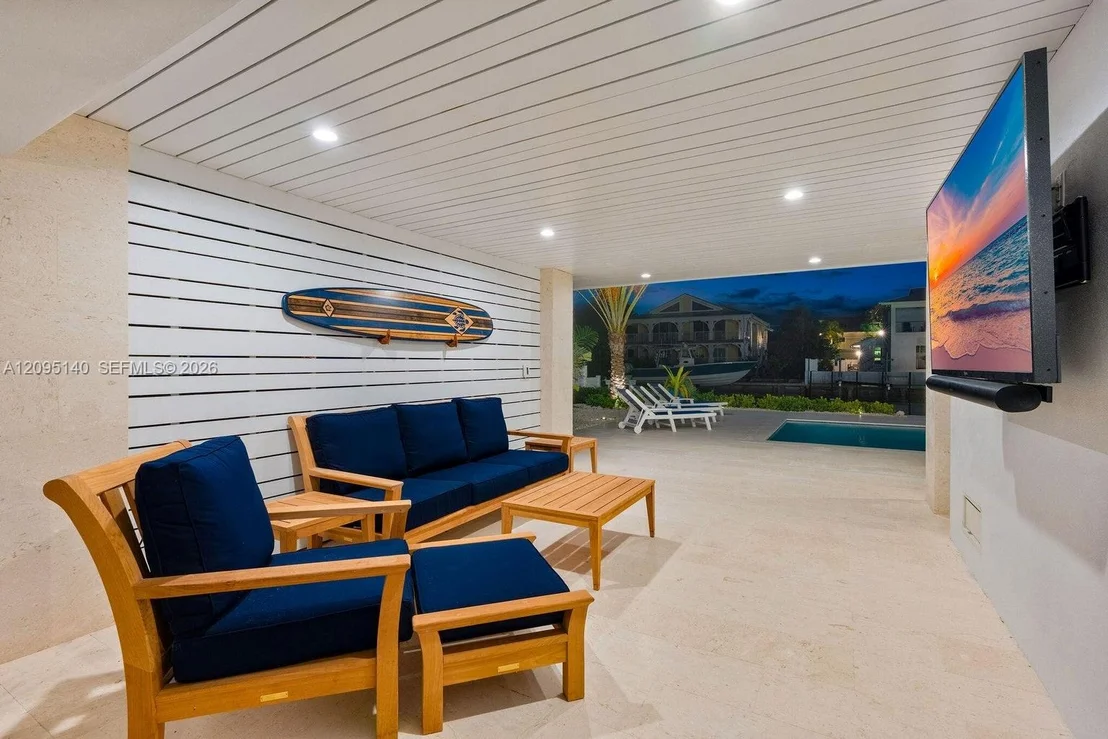 Photo of 115 Villa Bella