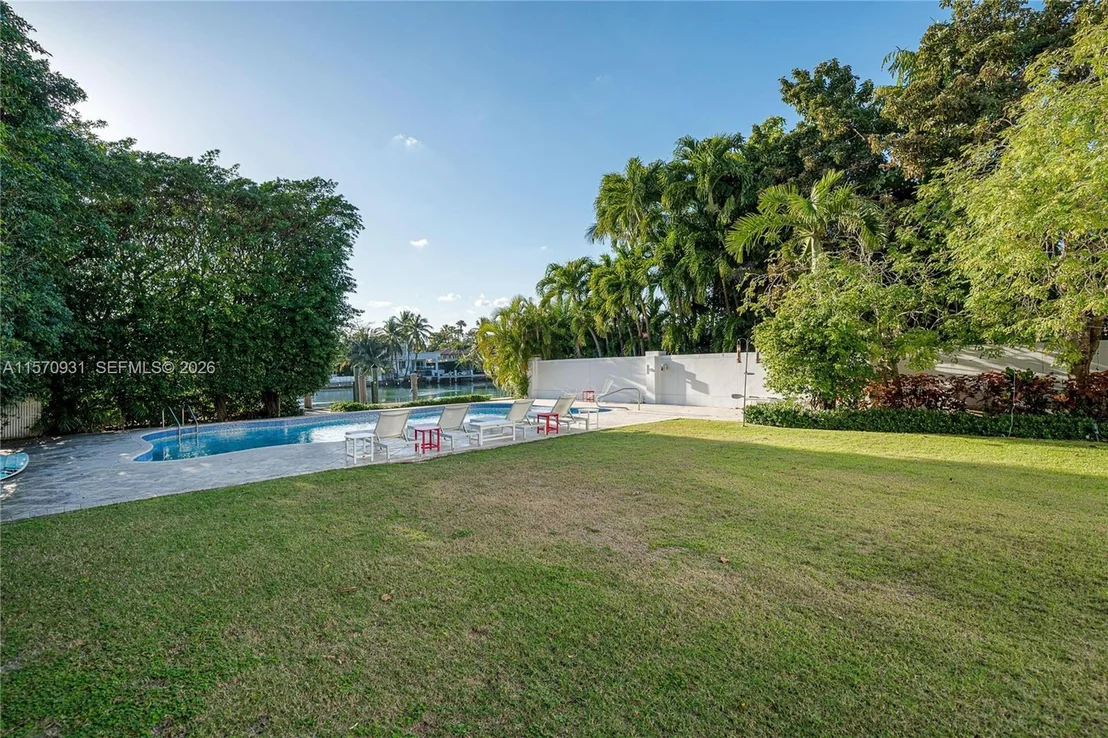 Photo of 6320 Allison Rd