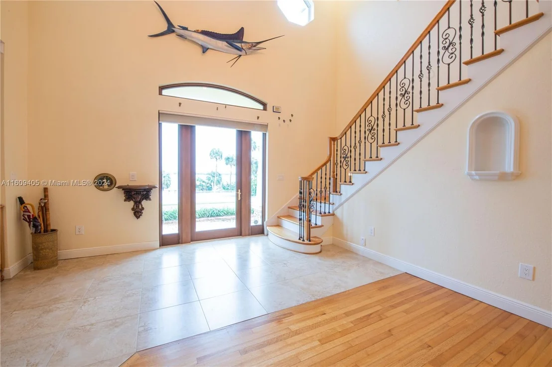 Photo of 1613 N Indian River Drive