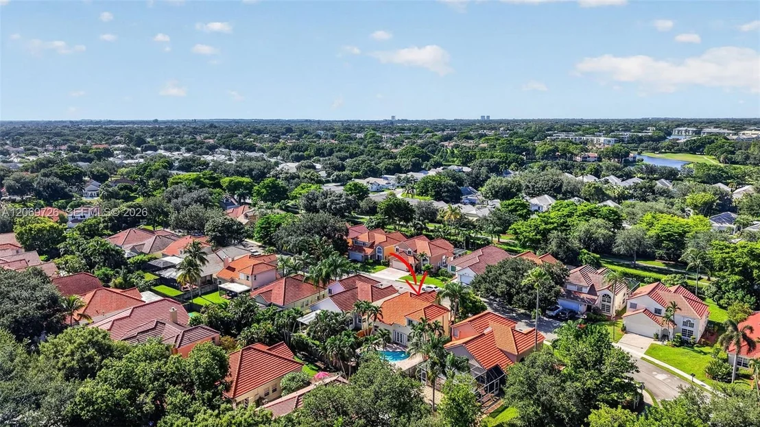 Photo of 2638 Oak Park Cir