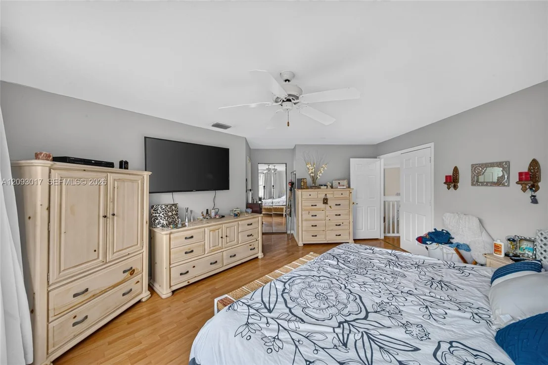 Photo of 16424 Sapphire Pl
