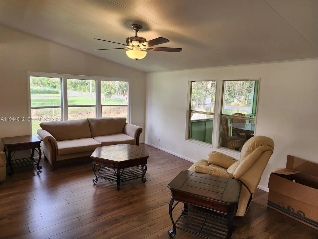 Photo of 3565 nw 10th ave.