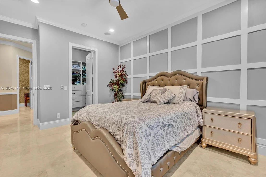 Photo of 3828 Pine Lake Dr