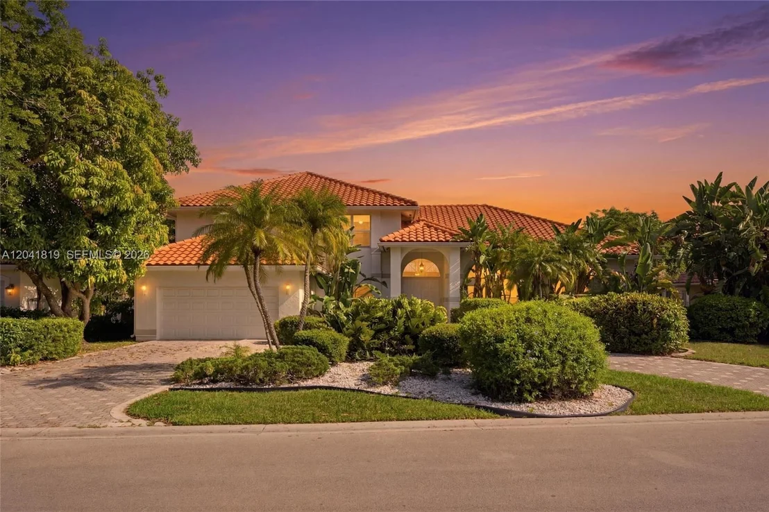 Photo of 12388 Classic Dr