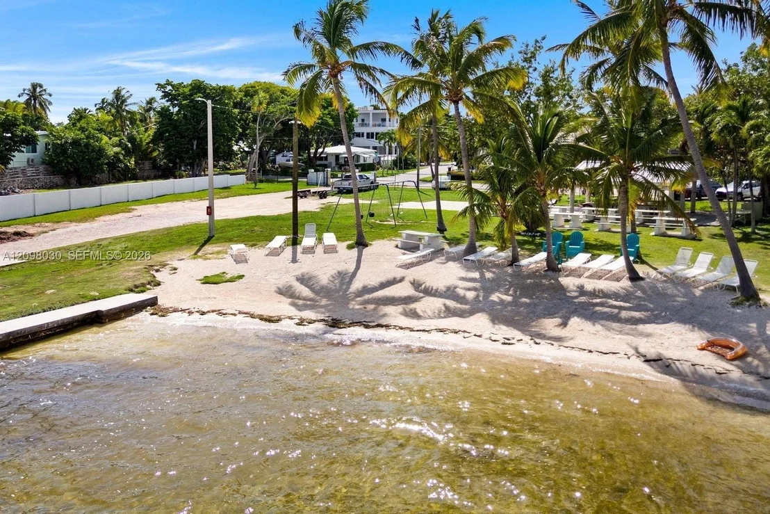 Photo of 53 Bonefish Ave