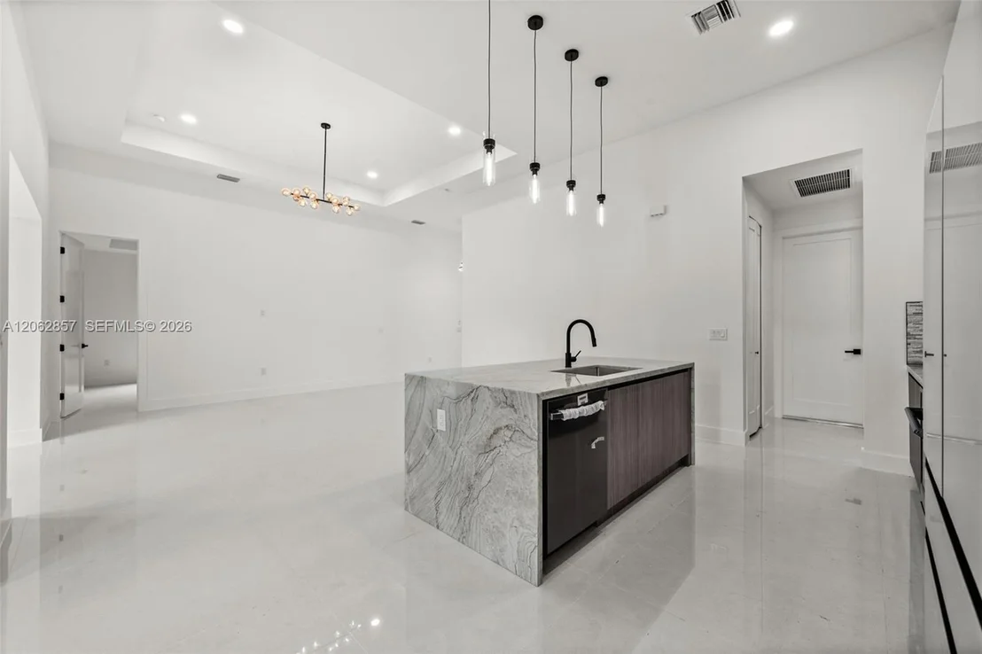 Photo of 616 Prospect Avenue