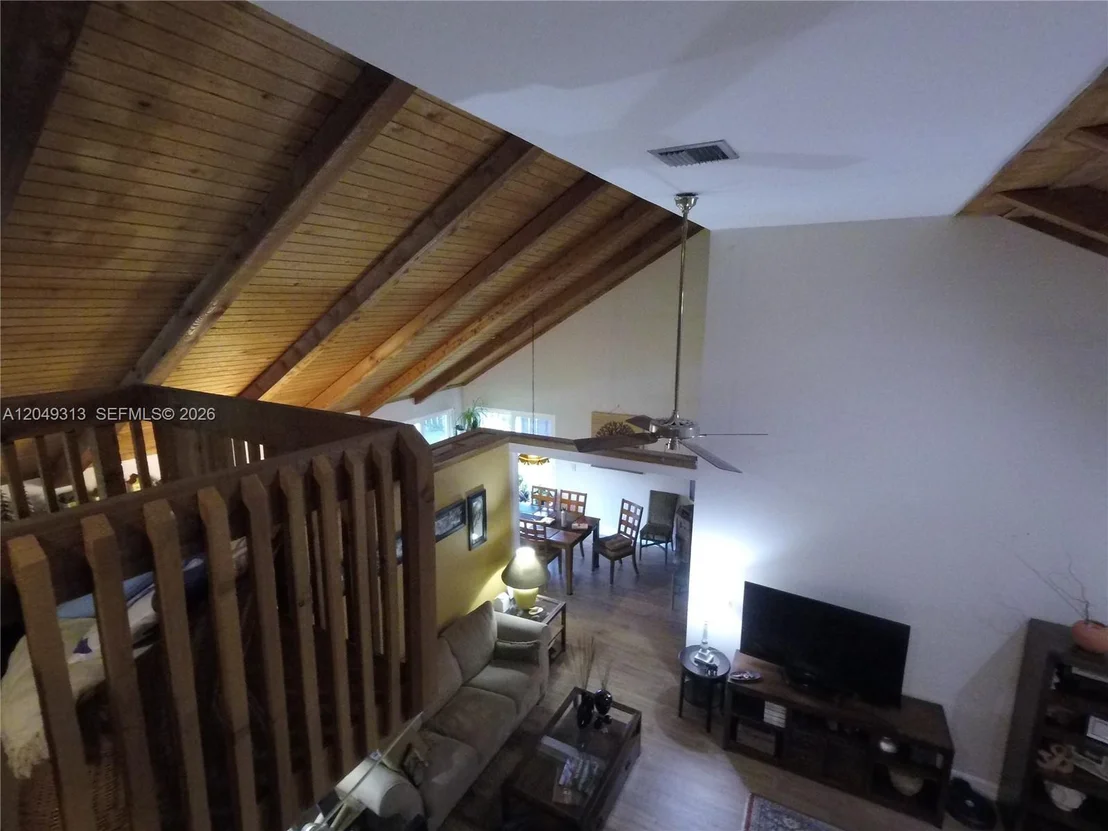 Photo of 2811 Devonwood Ave