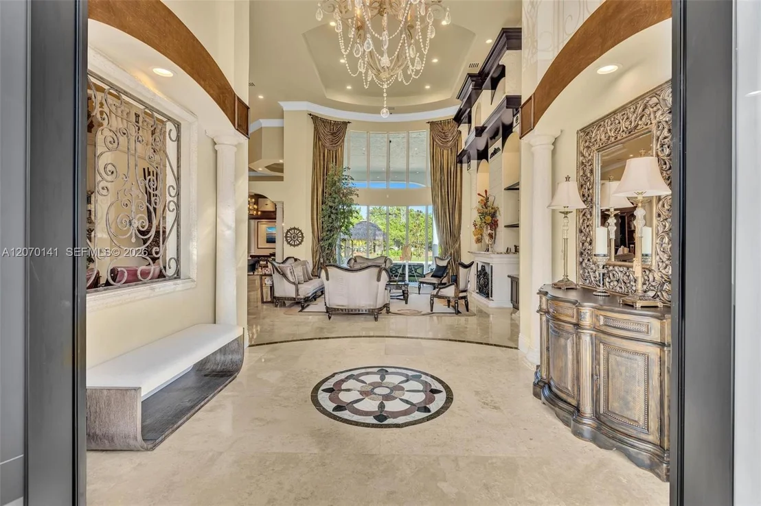 Photo of 3828 Pine Lake Dr