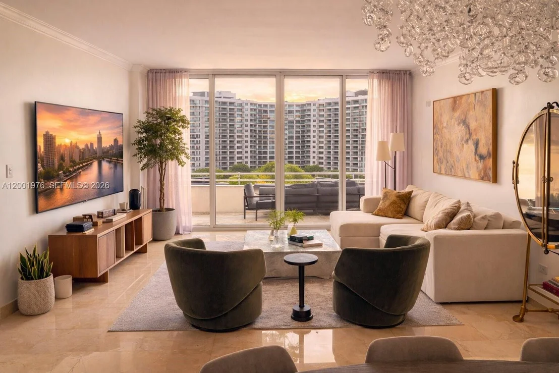 Photo of Unit 905 at 848 Brickell Key Dr