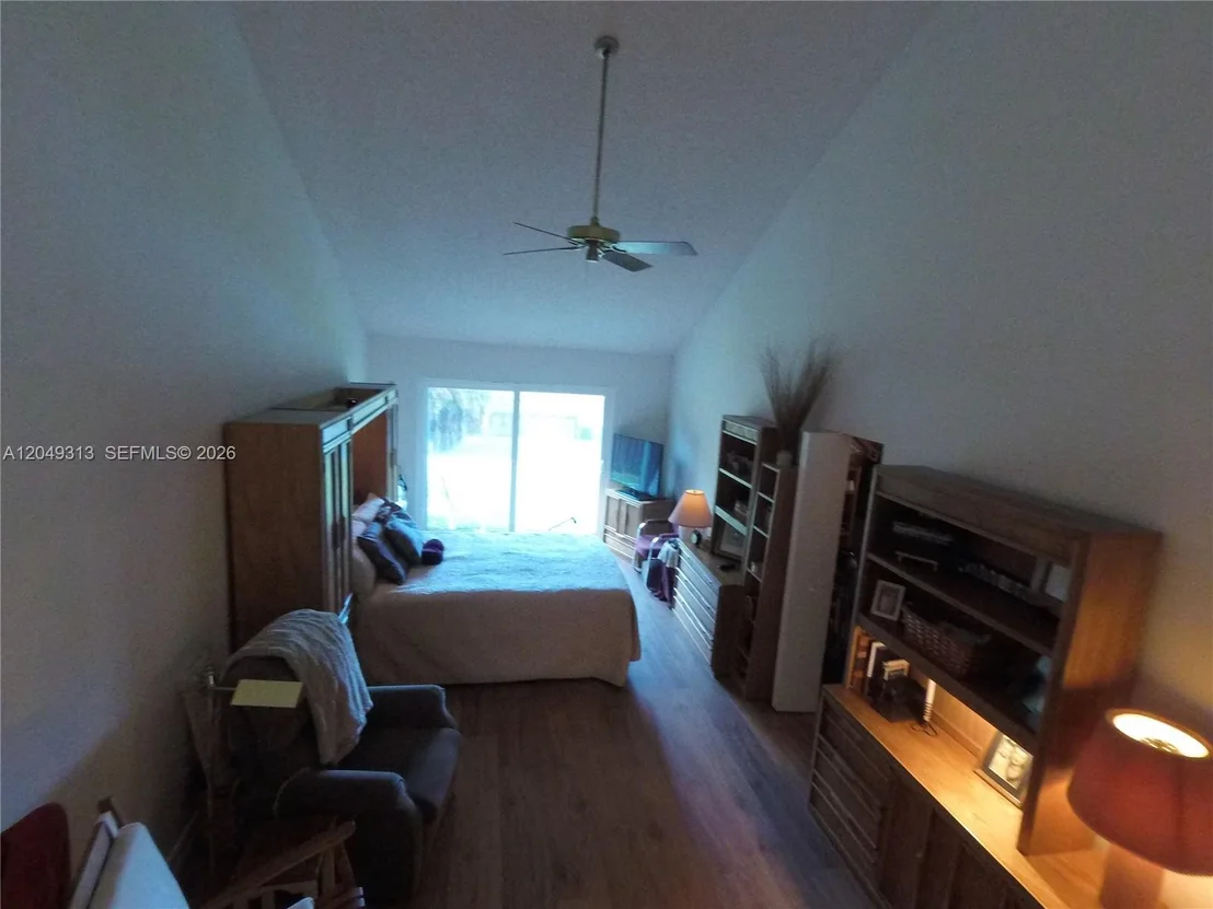 Photo of 2811 Devonwood Ave