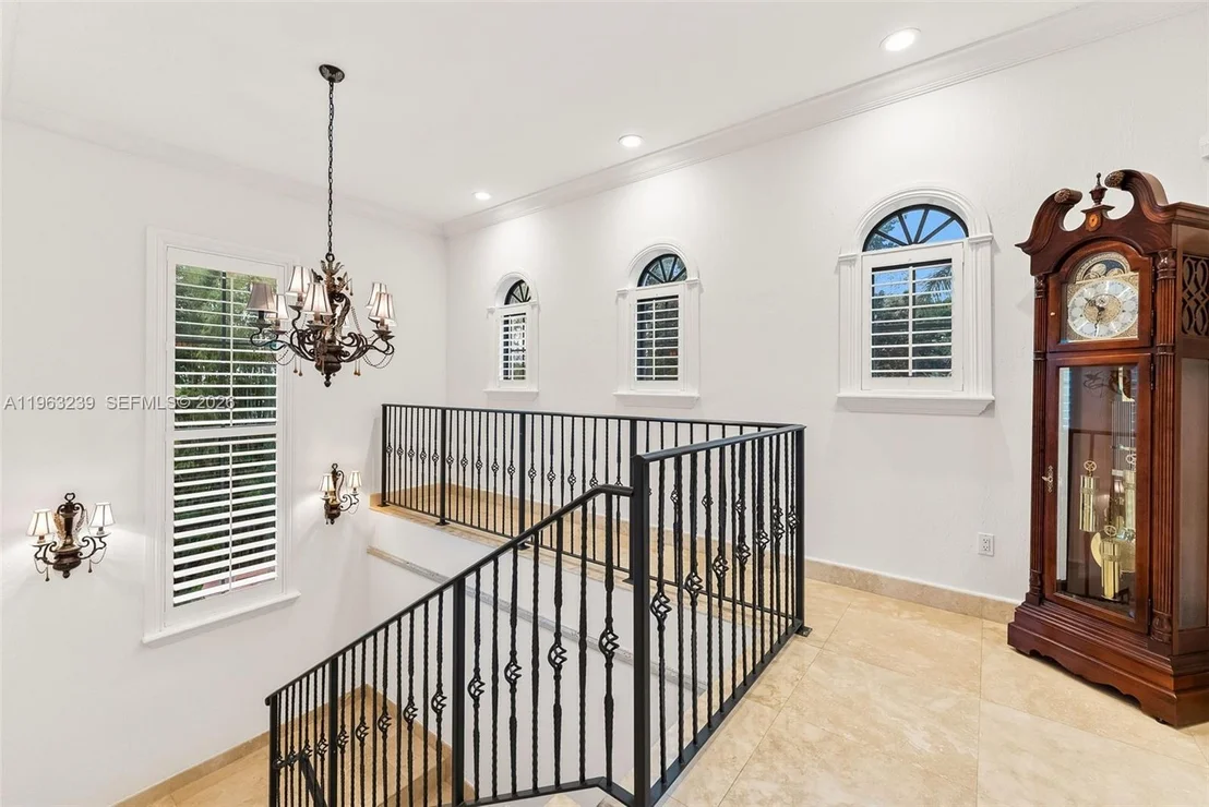 Photo of 11111 Killian Park Rd