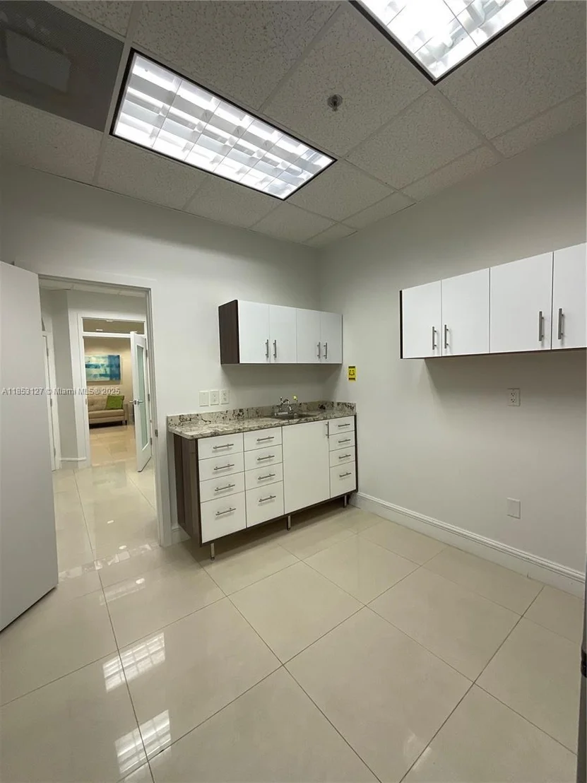 Photo of Unit 502 at 