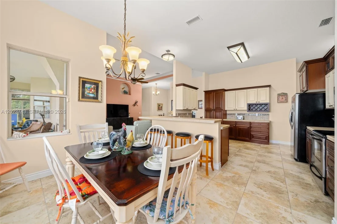 Photo of 9526 Kingfisher PL
